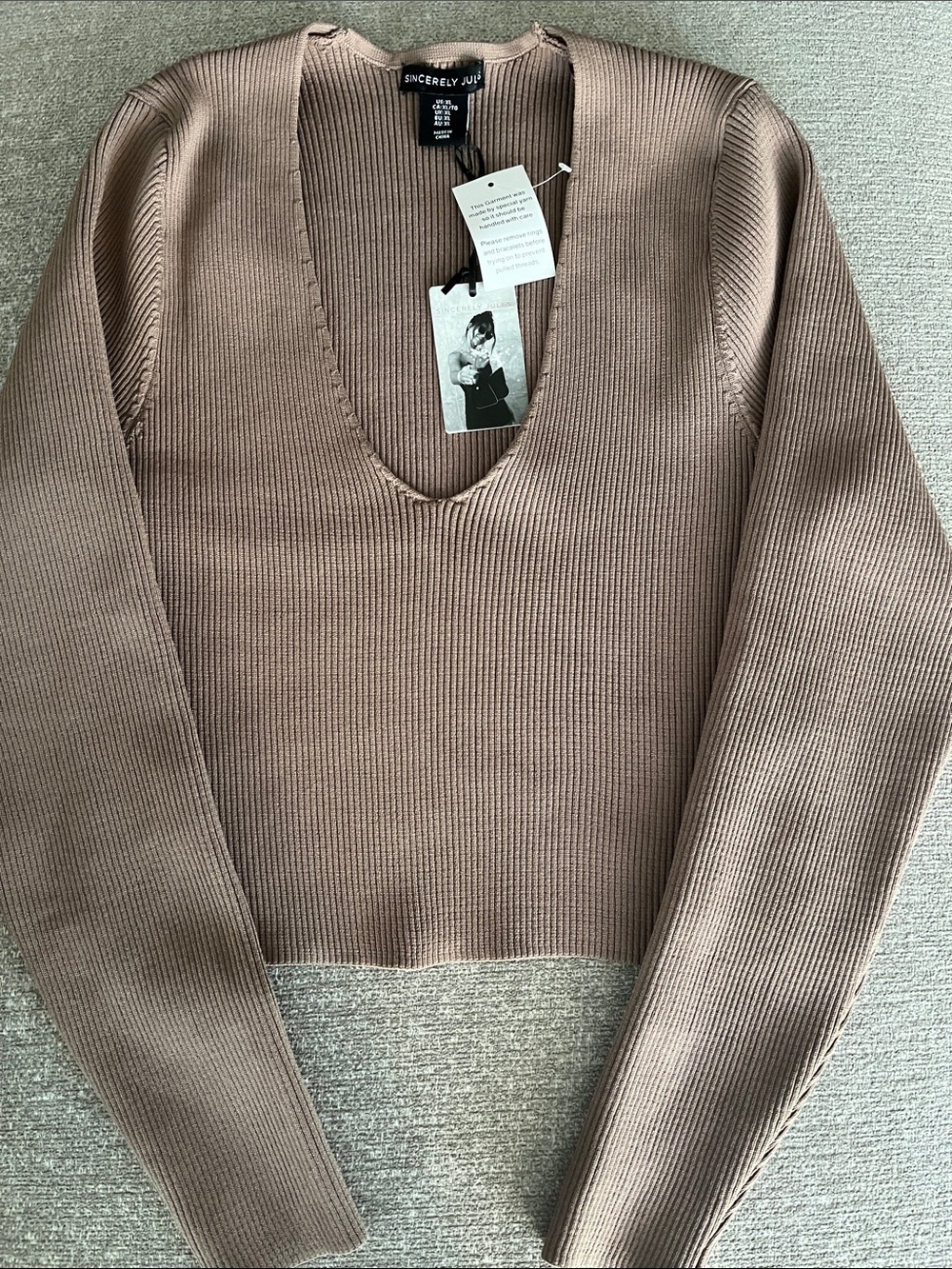 Sincerely Jules top